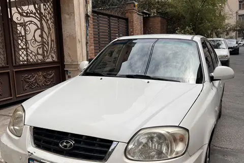 هیوندای، ورنا