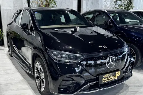 بنز، EQE SUV