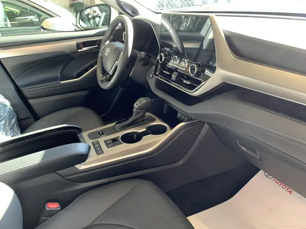 تویوتا، هایلندر هیبرید