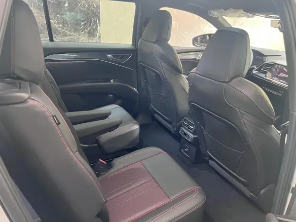 آئودی، Q5 e-tron