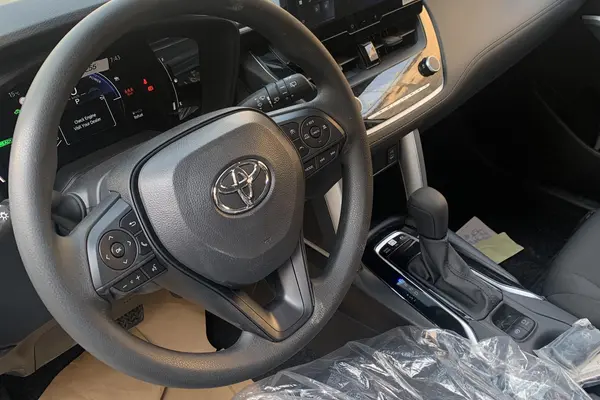 تویوتا، کرولا کراس هیبرید