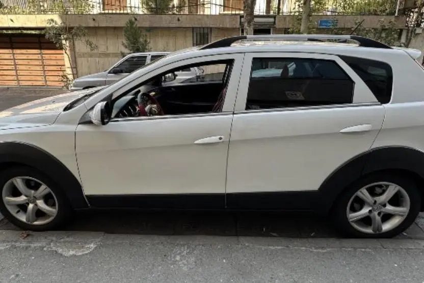 دانگ فنگ،  H30 کراس
