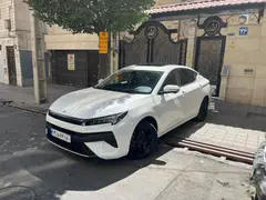 کی ام سی، J7