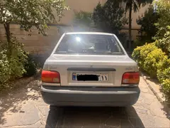 پراید، صندوق دار