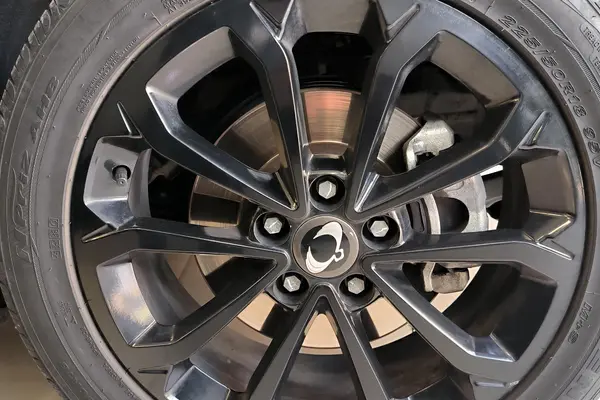 سانگ یانگ، تیوولی (مونتاژ)