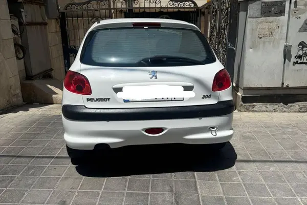 پژو  206