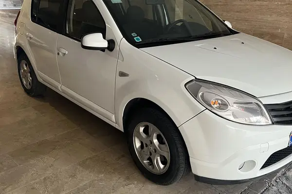 رنو، ساندرو