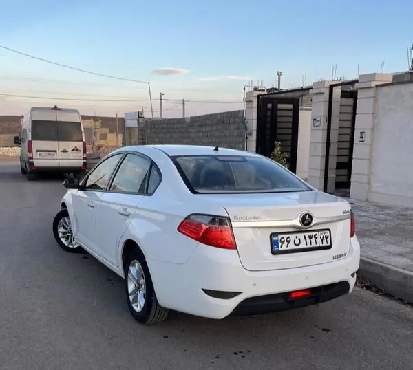 برلیانس، H330