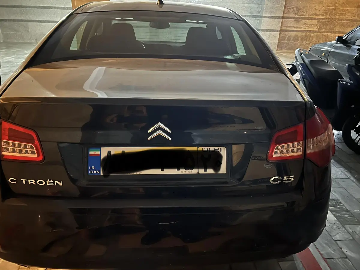 سیتروئن،  C5