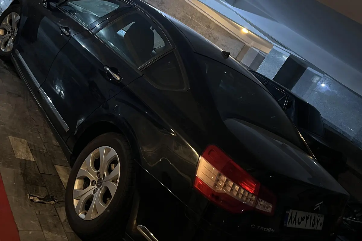 سیتروئن،  C5