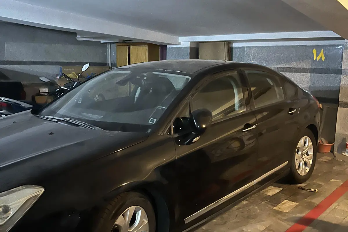 سیتروئن،  C5