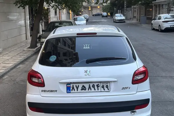 پژو، 207