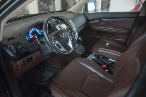 بی وای دی، S6