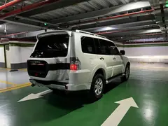 میتسوبیشی، پاجرو چهار در