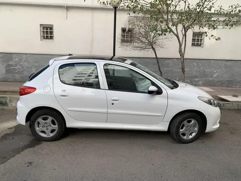 پژو، 207