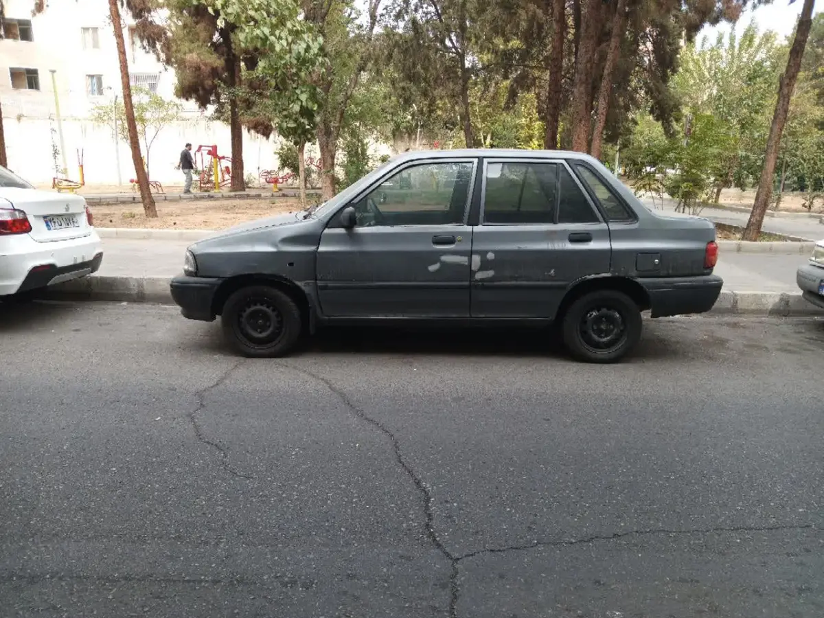 پراید،  صندوق دار