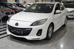 مزدا، 3 نیو صندوق دار