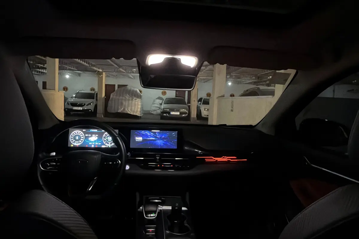 فونیکس،  آریزو 6 جی تی (Z6 GT)