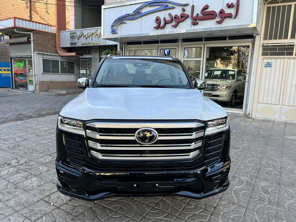 تویوتا، لندکروز چهار در