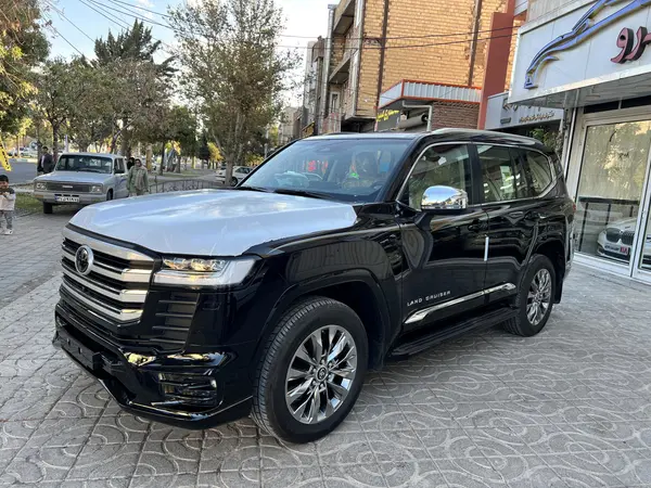 تویوتا، لندکروز چهار در