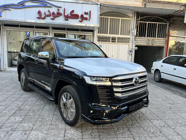 تویوتا، لندکروز چهار در