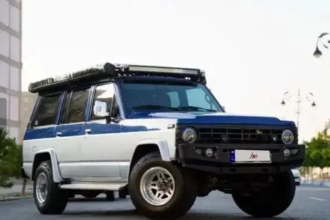 نیسان، پاترول چهار در