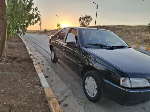 پژو، 405