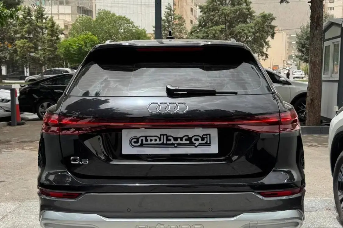 آئودی  Q5 e-tron