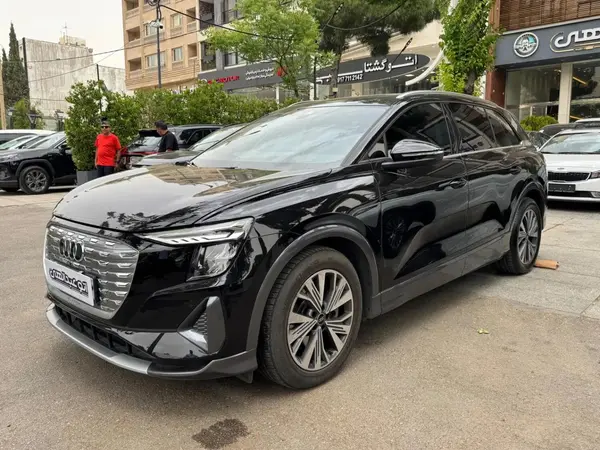 آئودی  Q5 e-tron