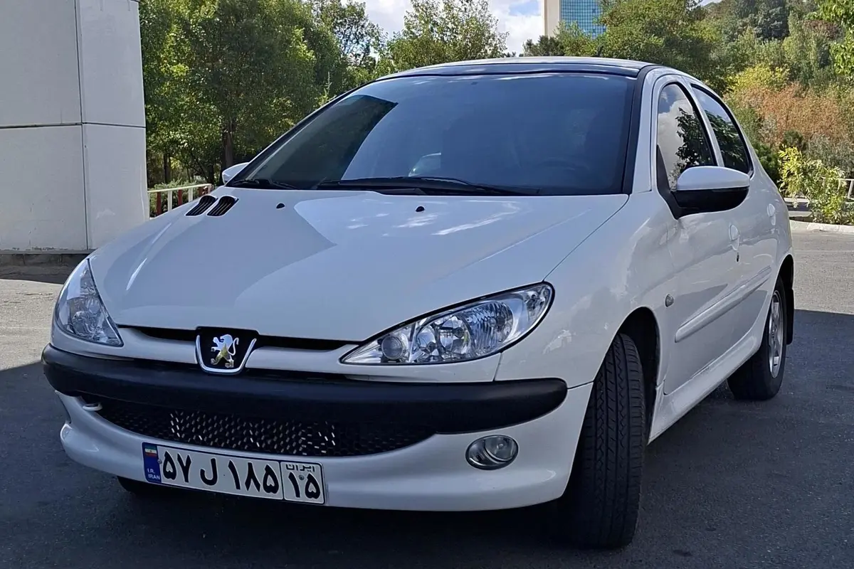 پژو،  206
