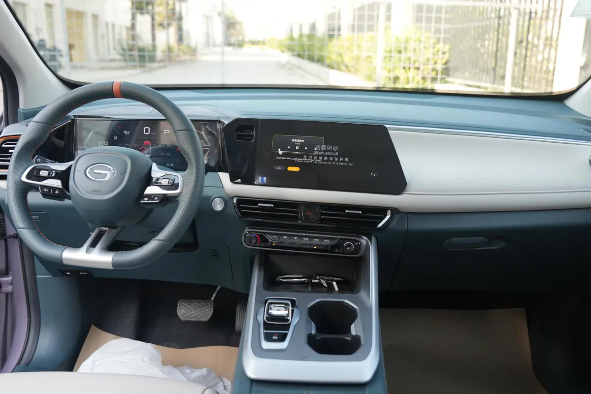 حواله جی ای سی،  GS3 Emzoom