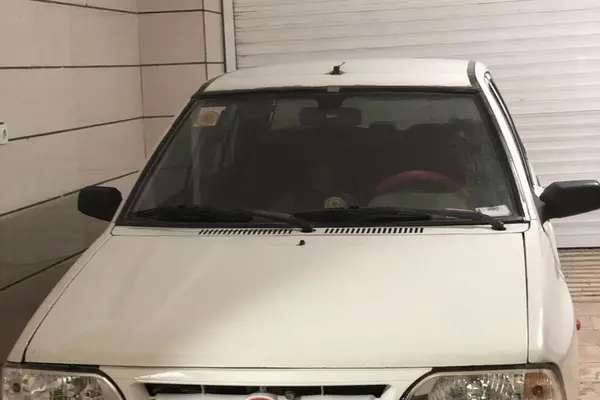 پراید، صندوق دار