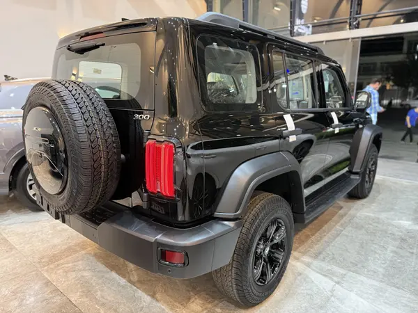 تانک، 300 مونتاژی