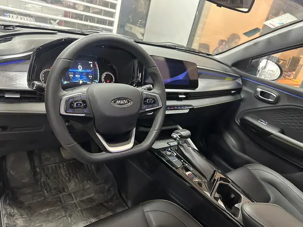 ام وی ام، X33 کراس