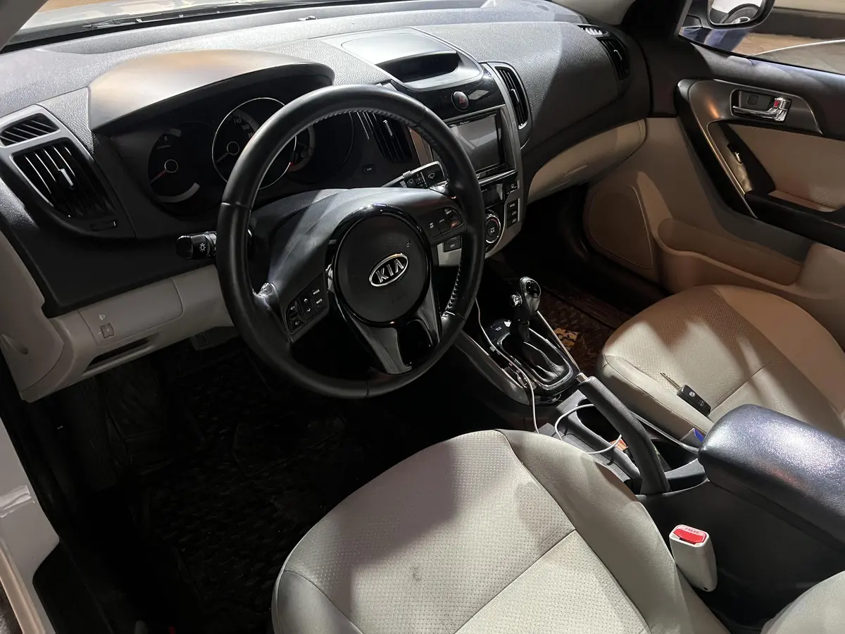 کیا،  سراتو (مونتاژ)