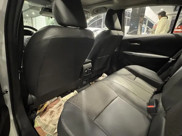 تویوتا، کرولا هیبرید