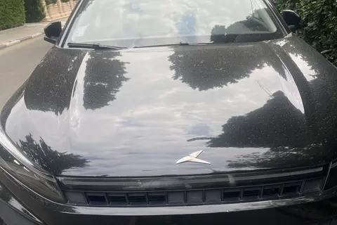 کی ام سی، J7