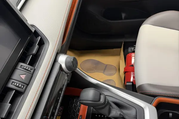 تویوتا، راوفور