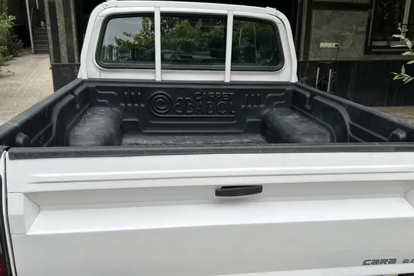 کارا، دو کابین