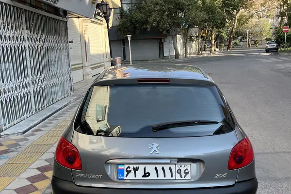 پژو  206