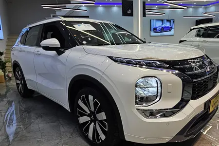 میتسوبیشی اوتلندر