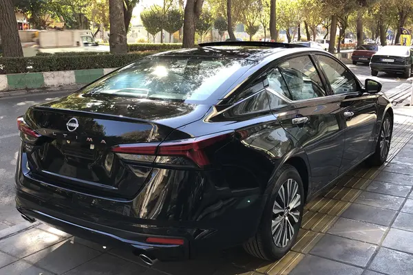 نیسان، آلتیما