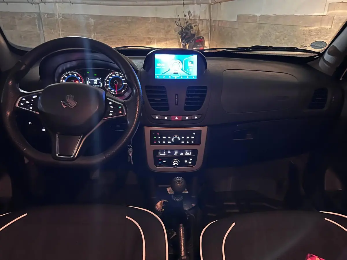 کوییک،  SR