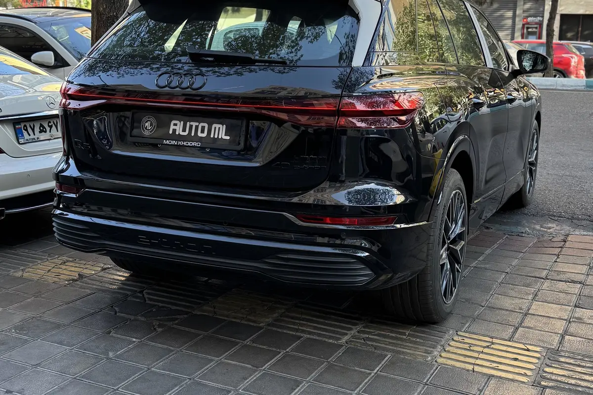 آئودی،  Q5 e-tron