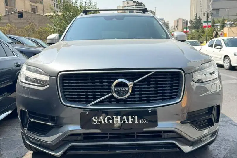 ولوو،  XC90