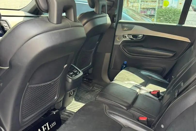 ولوو،  XC90