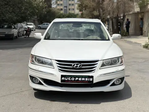هیوندای، آزرا (گرنجور)