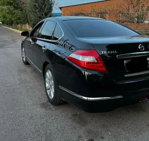 نیسان، تی ینا (مونتاژ)