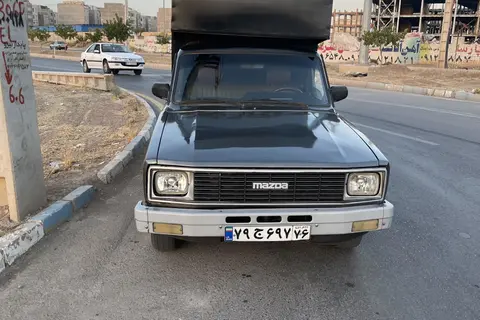 مزدا، وانت تک‌کابين