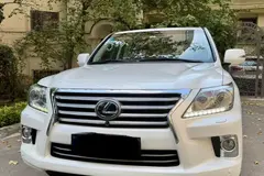 لکسوس، LX